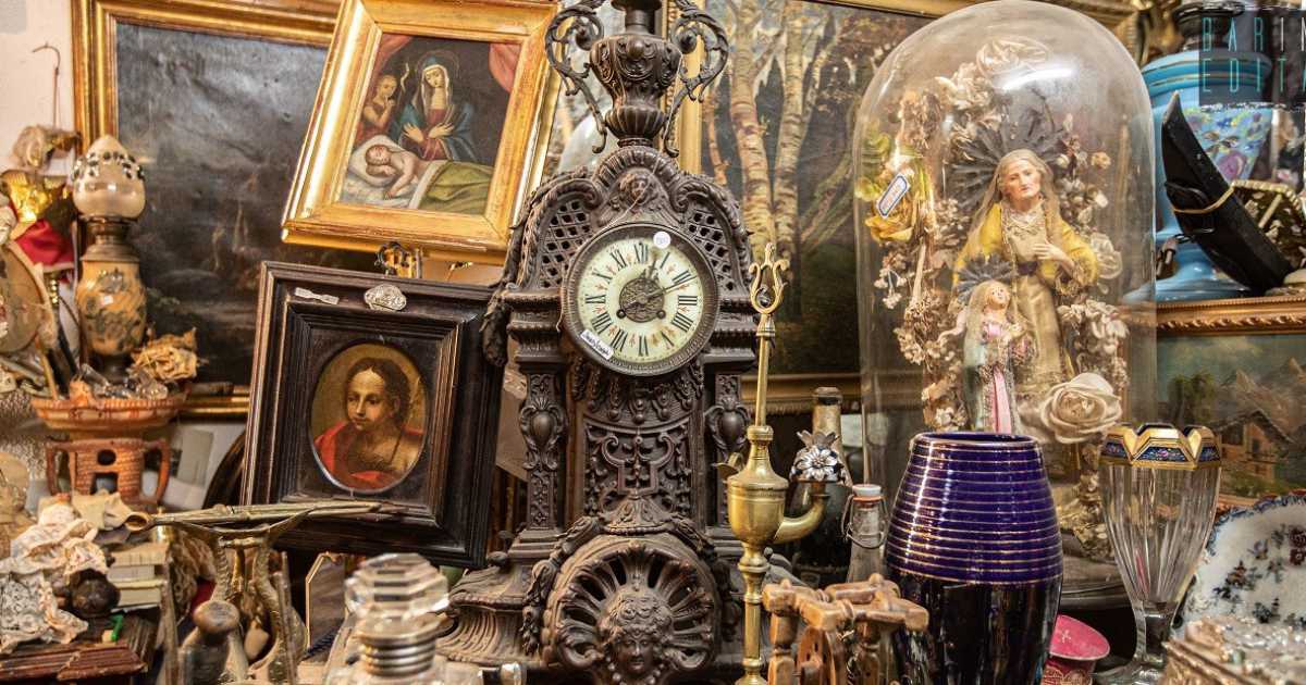 Il "piccolo mondo antico" degli antiquari baresi: �Tuteliamo le epoche perdute�